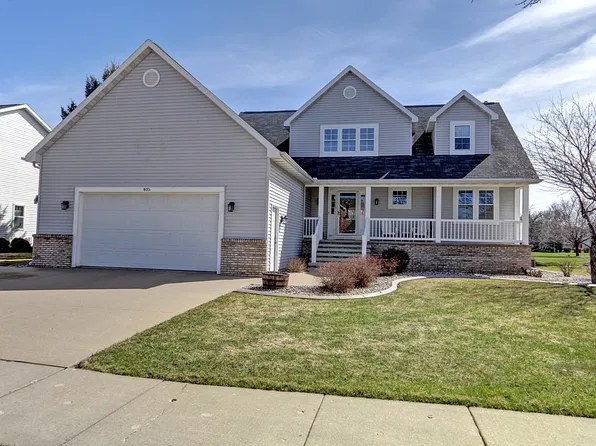 405 Appletree Ln, Little Chute, WI 54140