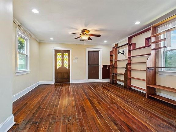 4th image of 1435 Gallier St