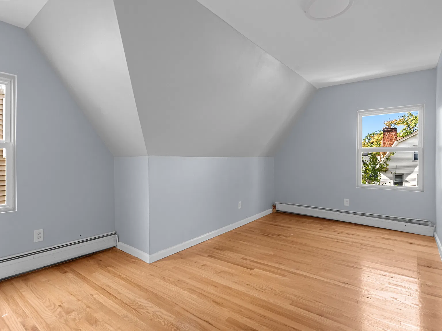2 bed, 1850 sqft, $2,350 — Photo 4