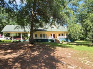 776 Falcon Ln, Metter, GA 30439