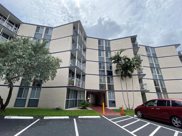 7035 NW 186th St, Hialeah, FL 33015