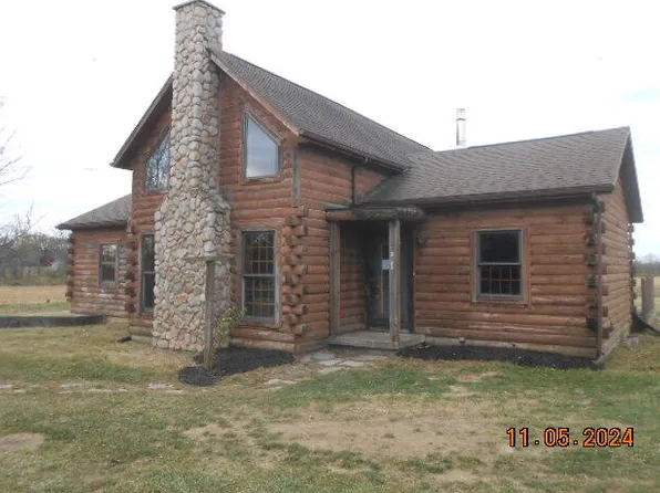4885 Wolfe Rd, Lima, OH 45807
