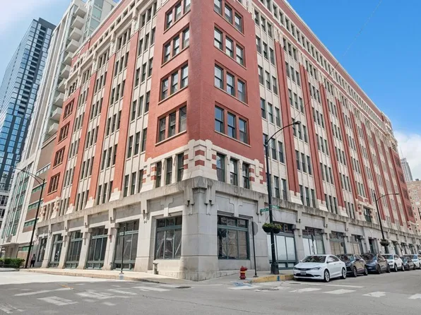 732 S Financial Pl APT 202, Chicago, IL 60605