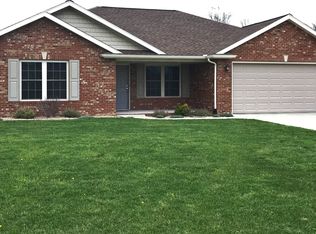 4120 Marywood Dr, Jasper, IN 47546