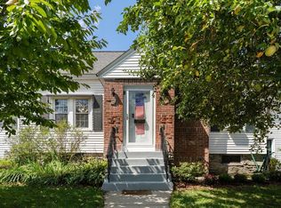 8 Cardinal Rd, Worcester, MA 01602