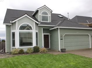 13627 SW Liden Dr, Tigard, OR 97223