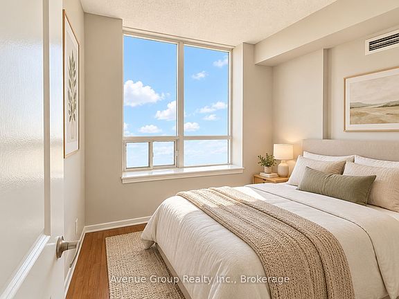 4th image of 171 Main St N #304