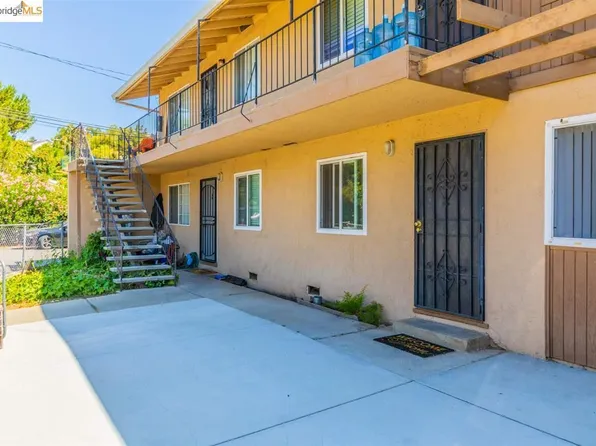 787 Farm Dr #4, San Jose, CA 95136