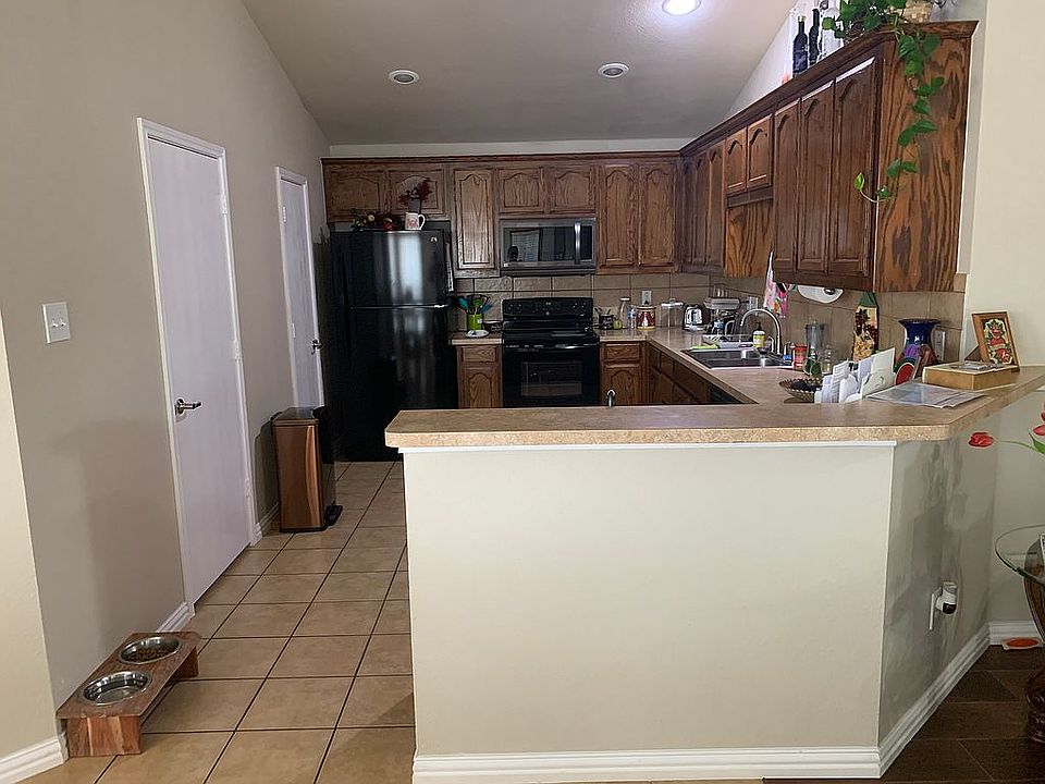 1st image of 6257 Geneva Ln