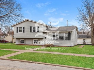 722 9th Ave, Rock Island, IL 61201