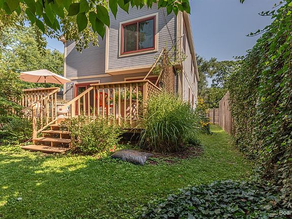 5th image of 1004 Woodlawn Ave