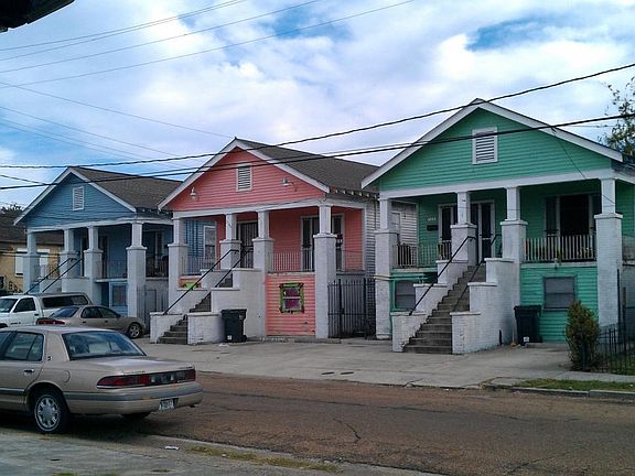 2nd image of 1206 Vallette St #12
