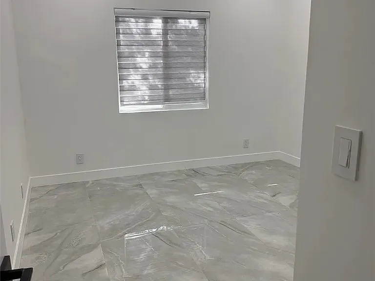 522 Stanford Rd — Photo 14