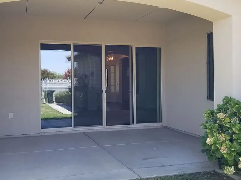 3005 Oakley St — Photo 17