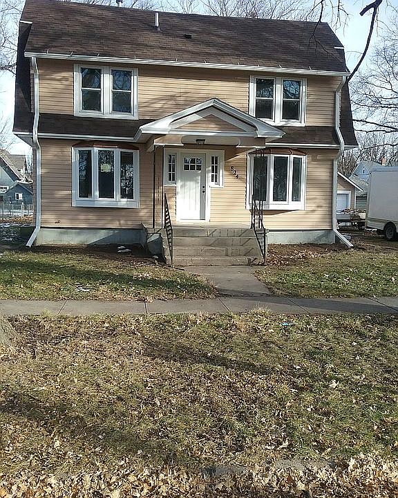 1st image of 824 N Elmer Ave