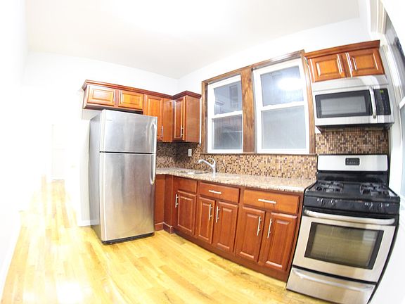 4th image of 4306 Matilda Ave Floor 2