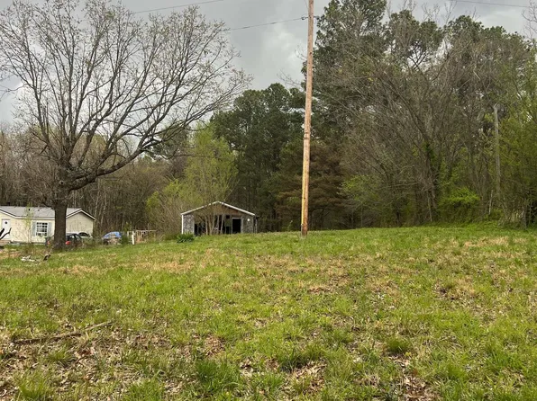 950 Dooms Chapel Rd, Symsonia, KY 42082