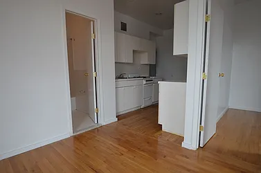 Rented by CITY SKYLINE REALTY INC