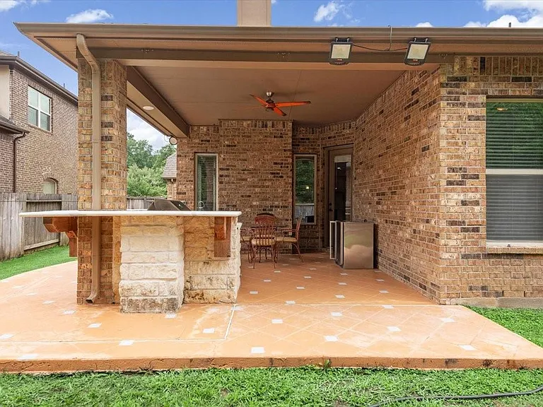 23034 Creek Park Dr — Photo 47