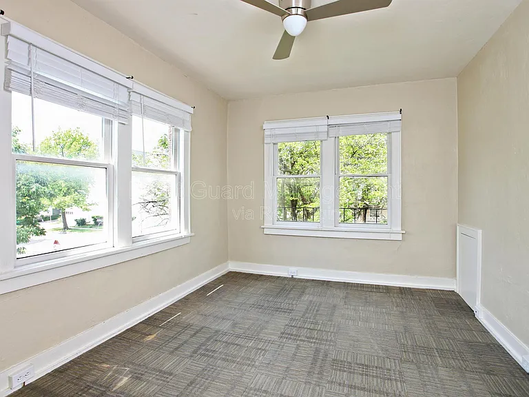 1702 Fairmount St — Photo 21
