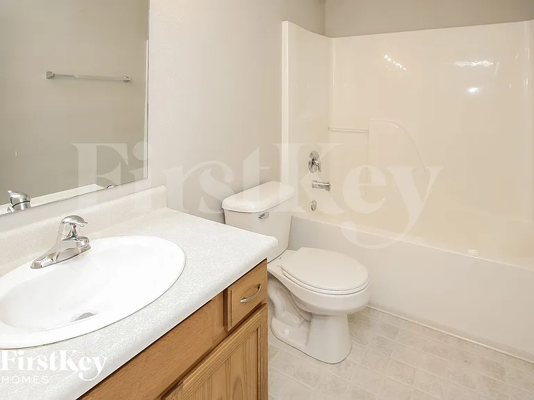 3825 Gray Heather Ln — Photo 13