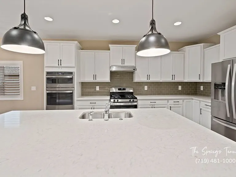 9547 Dewitt Dr — Photo 17