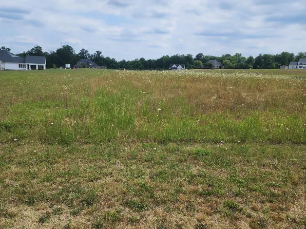 739 Rivers Edge Pkwy #110, Roanoke Rapids, NC 27870