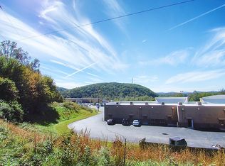 243 Mill Rd, Marion, NC 28752