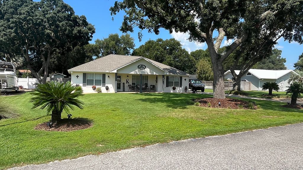 1427 Pineridge Dr - Property Image