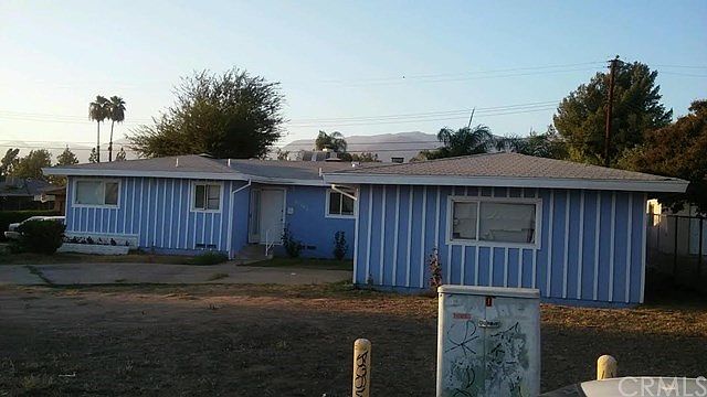 2nd image of 25480 Pumalo St