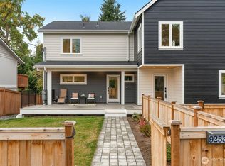 9253 6th Ave NW #B, Seattle, WA 98117