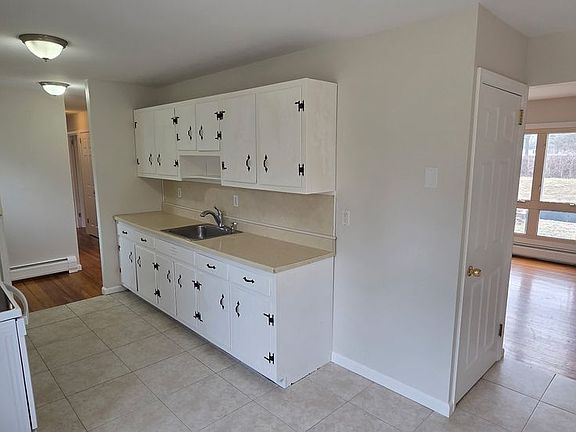 3rd image of 25 Harrison St