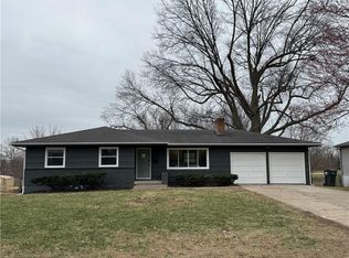 9709 E 77th Ter, Raytown, MO 64138