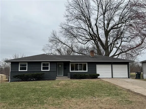 9709 E 77th Ter, Raytown, MO 64138