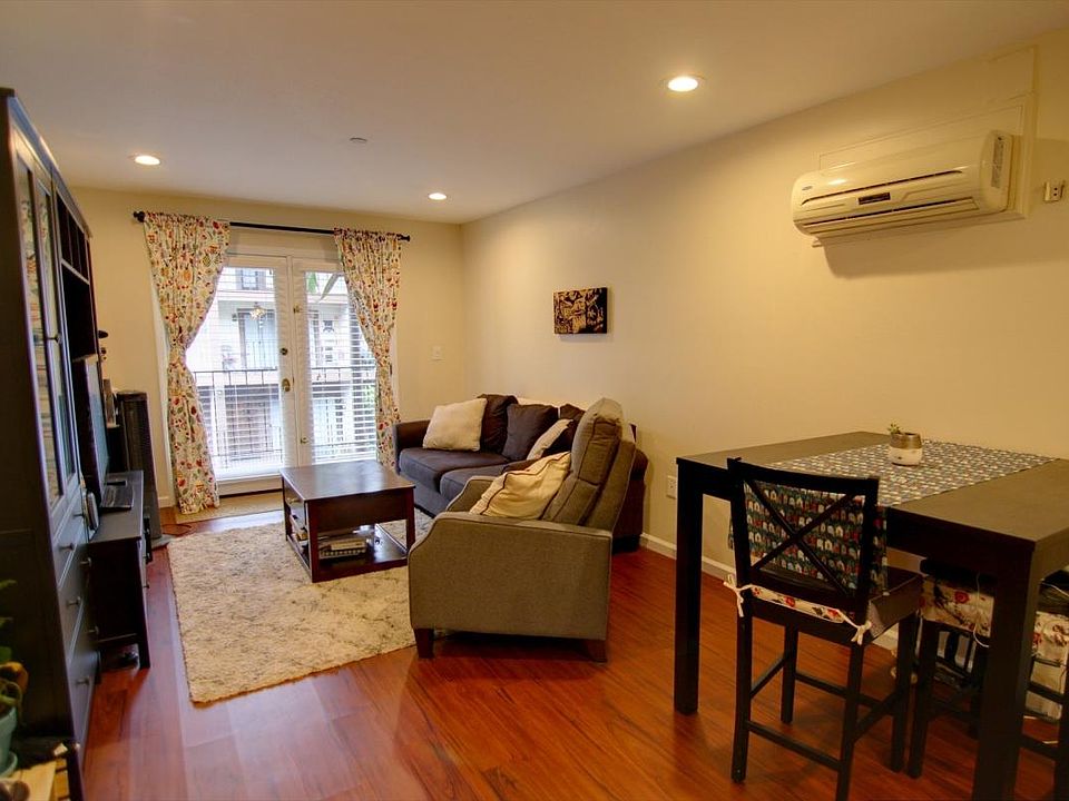 2nd image of 17200 Newhope St APT 207B
