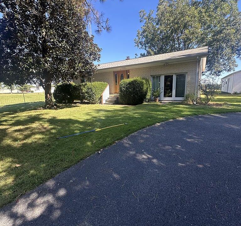 1st image of 1595 Mansfield Rd