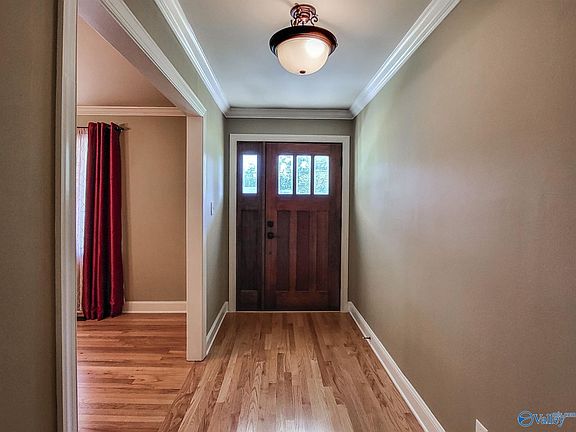 4th image of 721 Mira Vista Dr SE