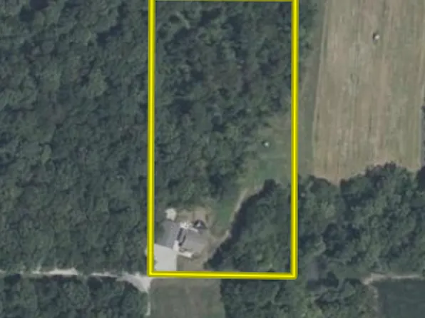 2000 E Highline Rd, Woodlawn, IL 62898