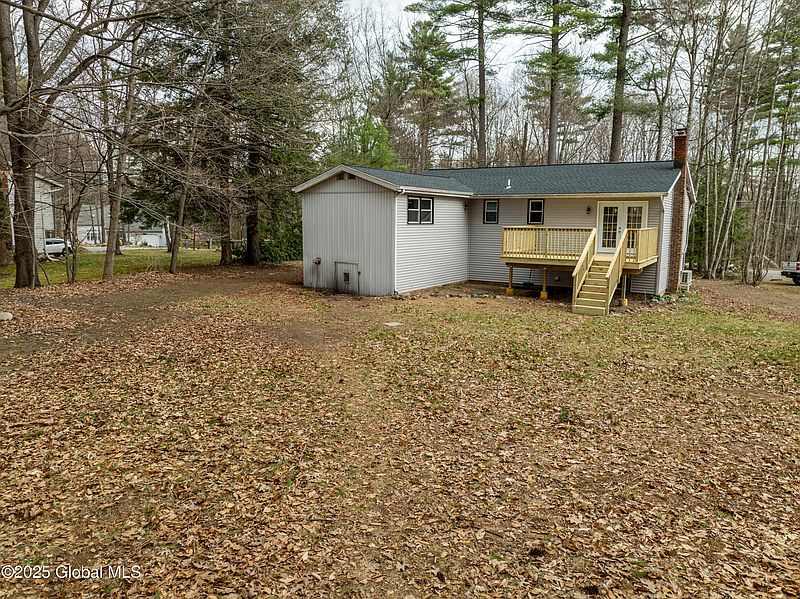 4th image of 148 Sandhill Road