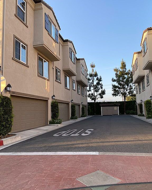 1st image of 3673 Alegria Dr