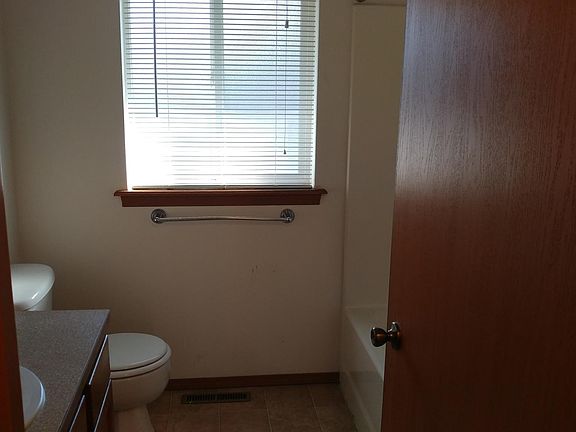4th image of 616 S 21st Ave #B