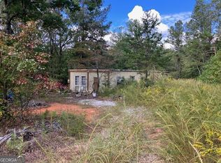 90 & 140 E Rivers Rd, Williamson, GA 30292