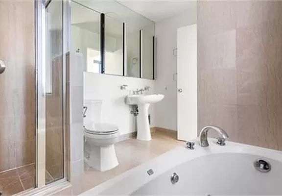 4th image of 455 E 86th St APT 21E