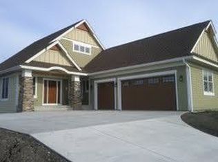 3728 Talero Curv, Chaska, MN 55318