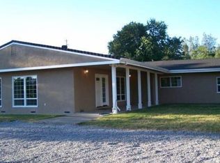 2051 Heller Ln, Redding, CA 96001