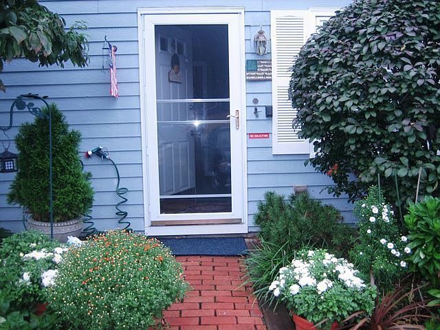 Front entryway, brick walkway