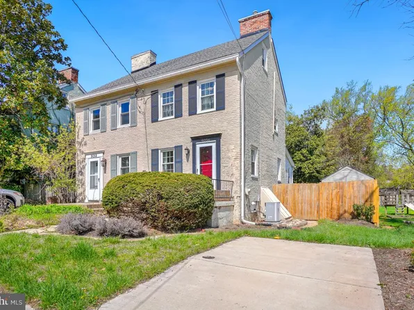 9056 Baltimore St, Savage, MD 20763