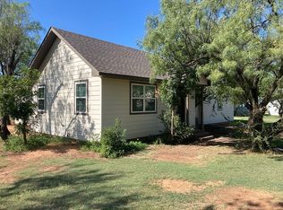 405 E Benjamin St, Benjamin, TX 79505