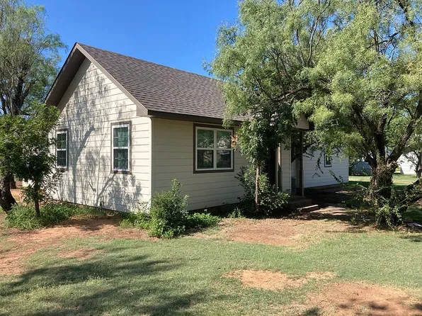 405 E Benjamin St, Benjamin, TX 79505