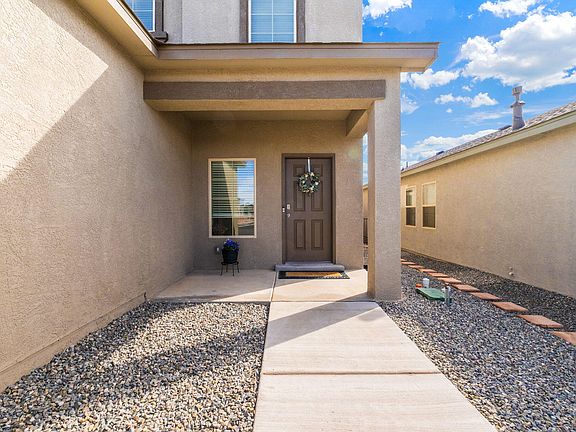 3rd image of 4892 Longs Peak Rd NE